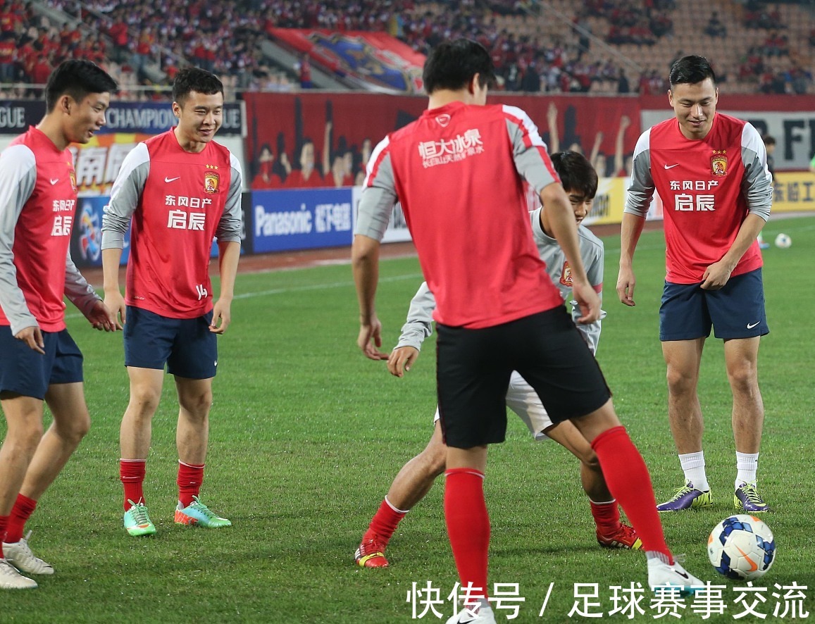 非洲杯半场：杜比贴地斩破门，津巴布韦暂1-0埃及（半场战报：杜比低射破门，津巴布韦暂以1-0领先埃及）