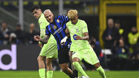 欧联3-0,54岁戴奇发威：率欧冠2冠王3轮不败,卡利穆恩多凌空斩（欧联3-0！54岁戴奇发飙，率两夺欧冠豪门3轮不败，卡利穆恩多凌空破门）