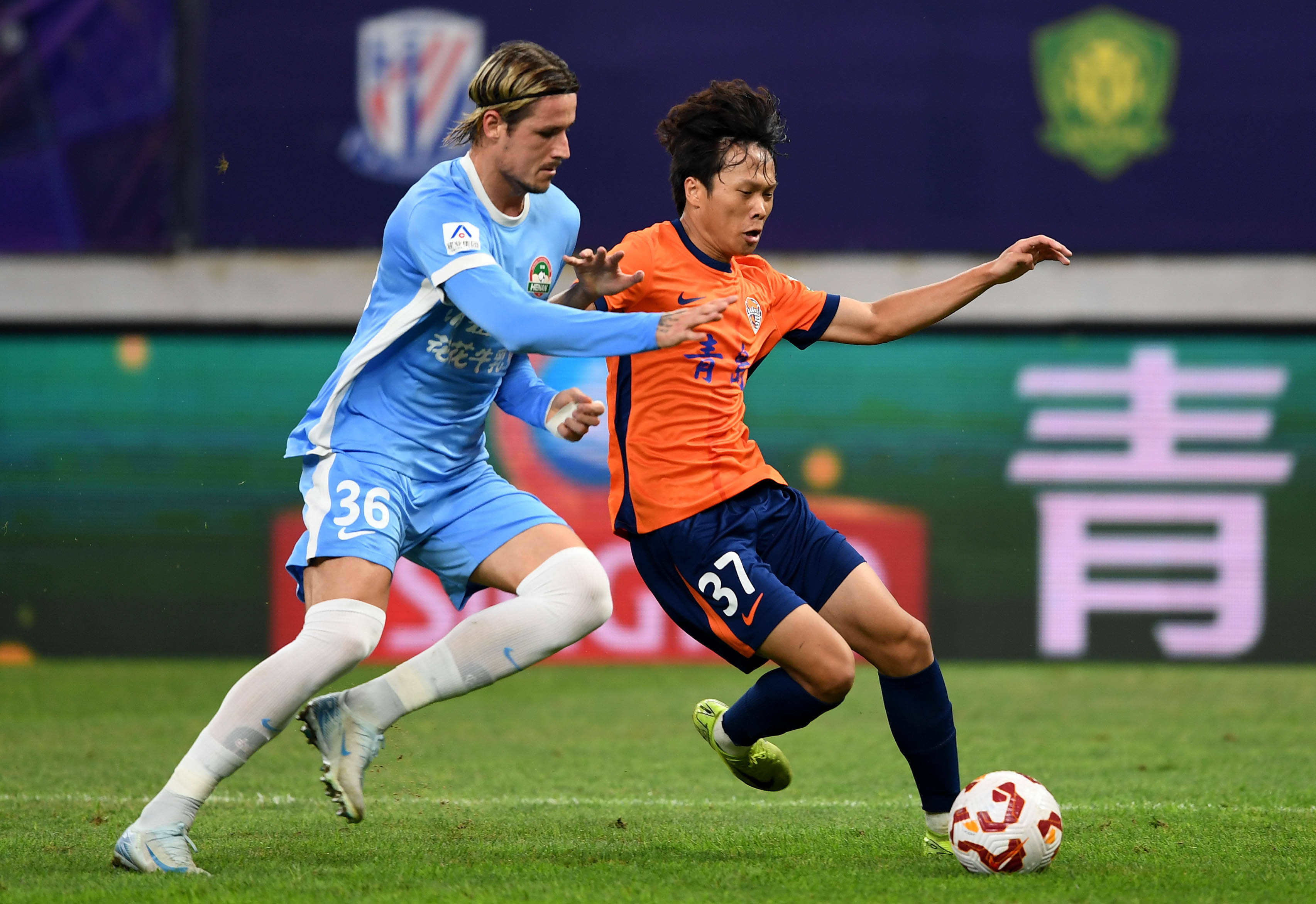 米体：锋线成米兰冬窗补强首选，齐尔克泽伊卡尔迪在列