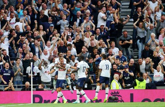 申花客战广岛三箭：吴曦领衔，米内罗、阿马杜、路易斯首发（申花客场挑战广岛三箭：吴曦率队，米内罗、阿马杜、路易斯进入首发阵容）