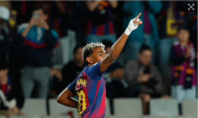 意甲三分制时代罗马第6次前11场24+分，前5次最终均排名前三（意甲三分制以来，罗马第6次前11轮24+分，前5次最终全部跻身前三）