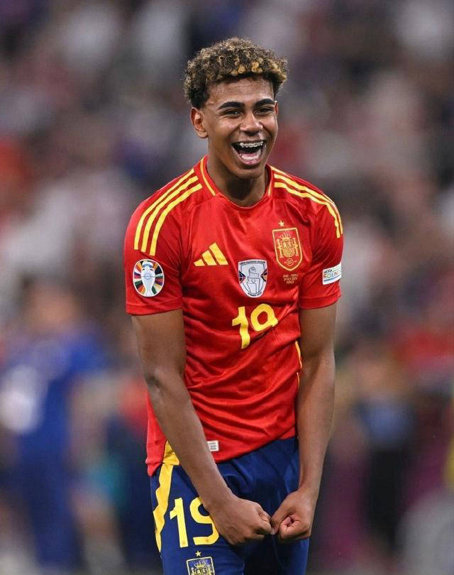 美媒：国际足联对C罗的禁赛处罚可能在世界杯抽签结束后公布