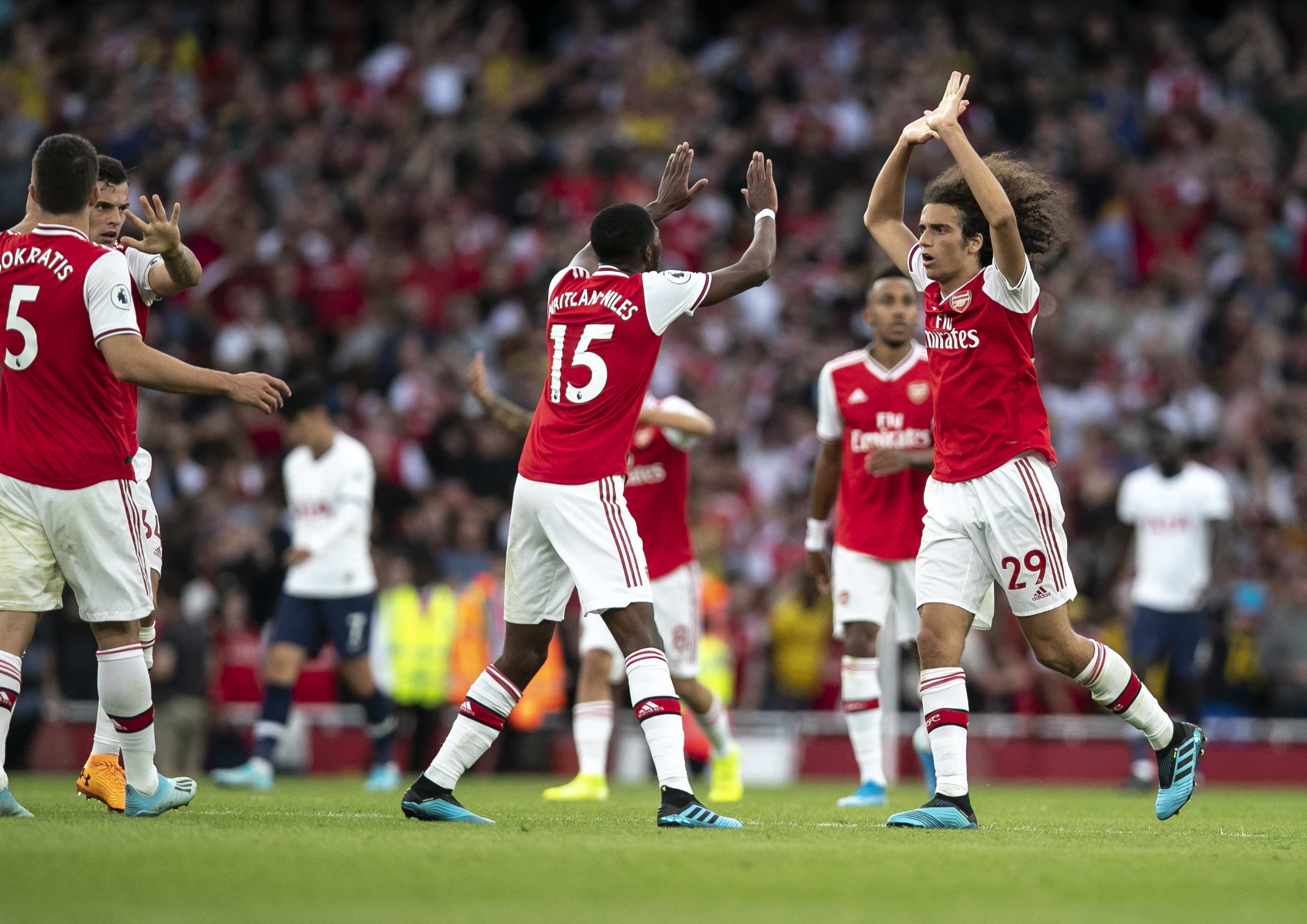 体坛：夏窗不少意向球员在了解亚泰队资金状况后都选择了观望