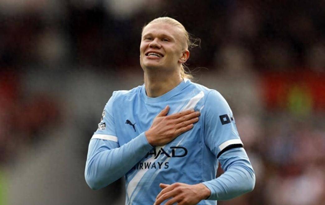 詹俊：切尔西有很多进球机会，可惜加纳乔“拖后腿”（詹俊点评：切尔西机会如潮，无奈加纳乔状态不佳）