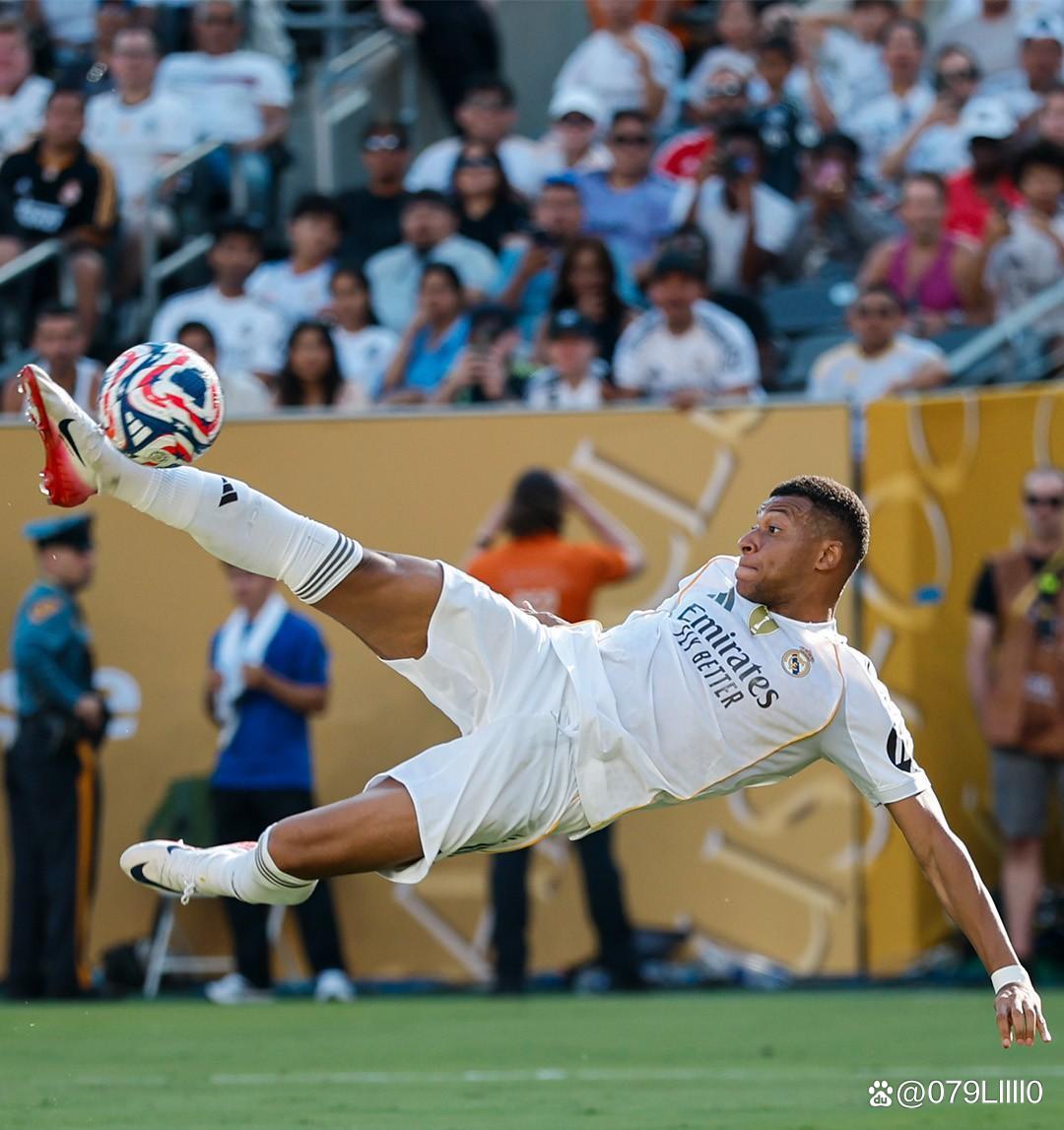 【独家专访】广东蜀地红目标明确冲中乙，引援标准首度公开（专访广东蜀地红：剑指中乙，首次公开引援标准）