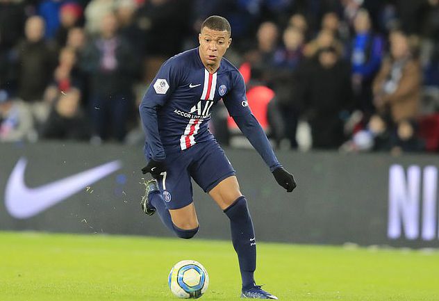 篮球篮网球迷热议球队表现（篮网球迷掀起对球队表现的热议）