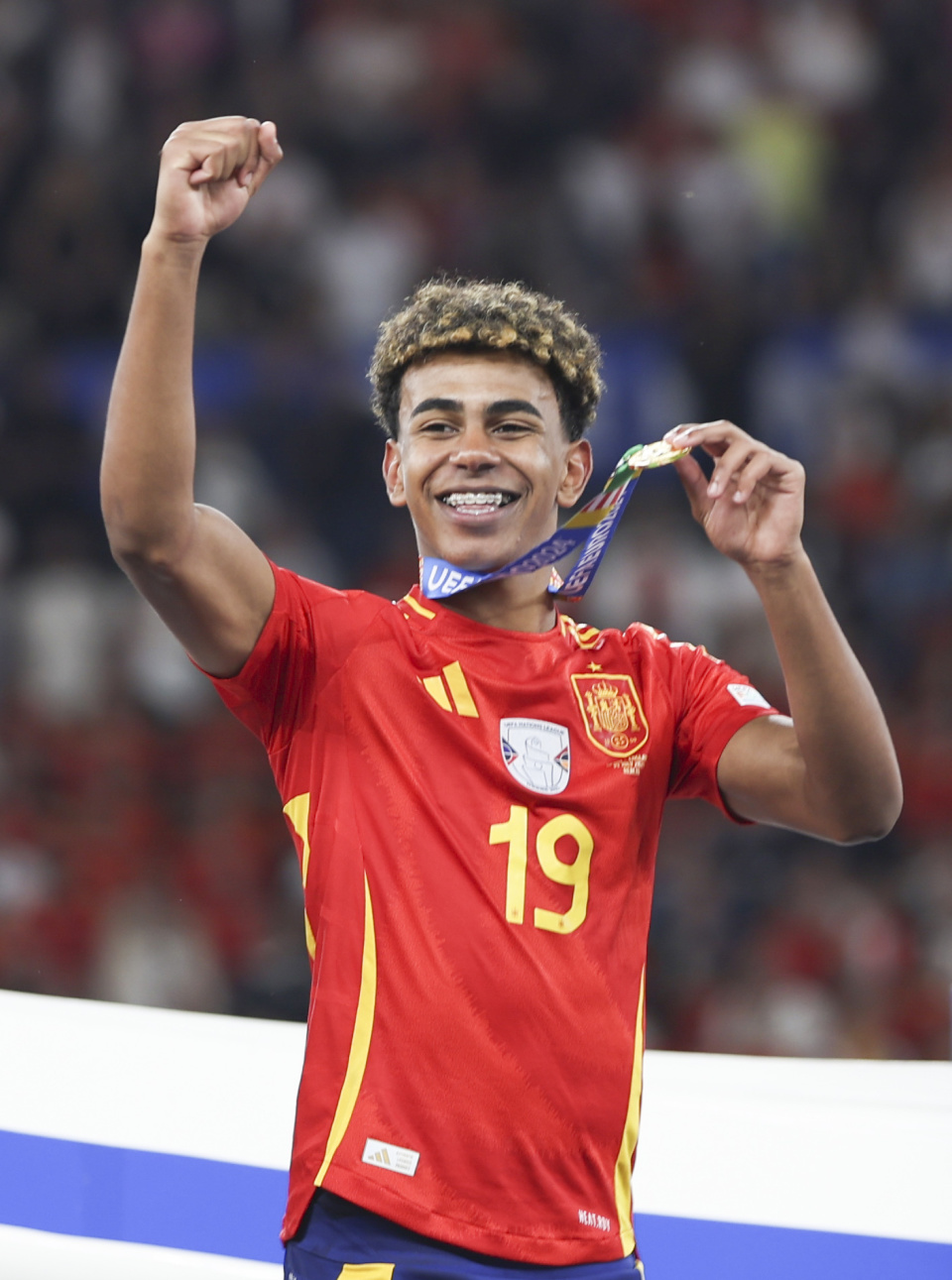 德转列巴甲最贵11人：罗克3500万领衔，多位欧洲豪门旧将入选（德转评巴甲身价最高11人：罗克以3500万居首，多名欧洲豪门旧将上榜）