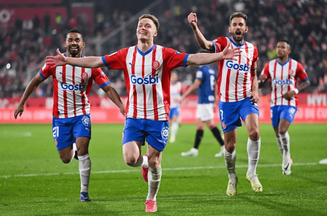 葡超前瞻：吉马良斯攻击力惨淡，葡萄牙体育竭力维系卫冕希望（葡超展望：吉马良斯进攻受限，葡萄牙体育奋力维持卫冕希望）