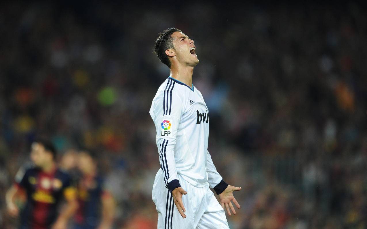 记者：多特为法比奥-席尔瓦提供了为期五年的合同