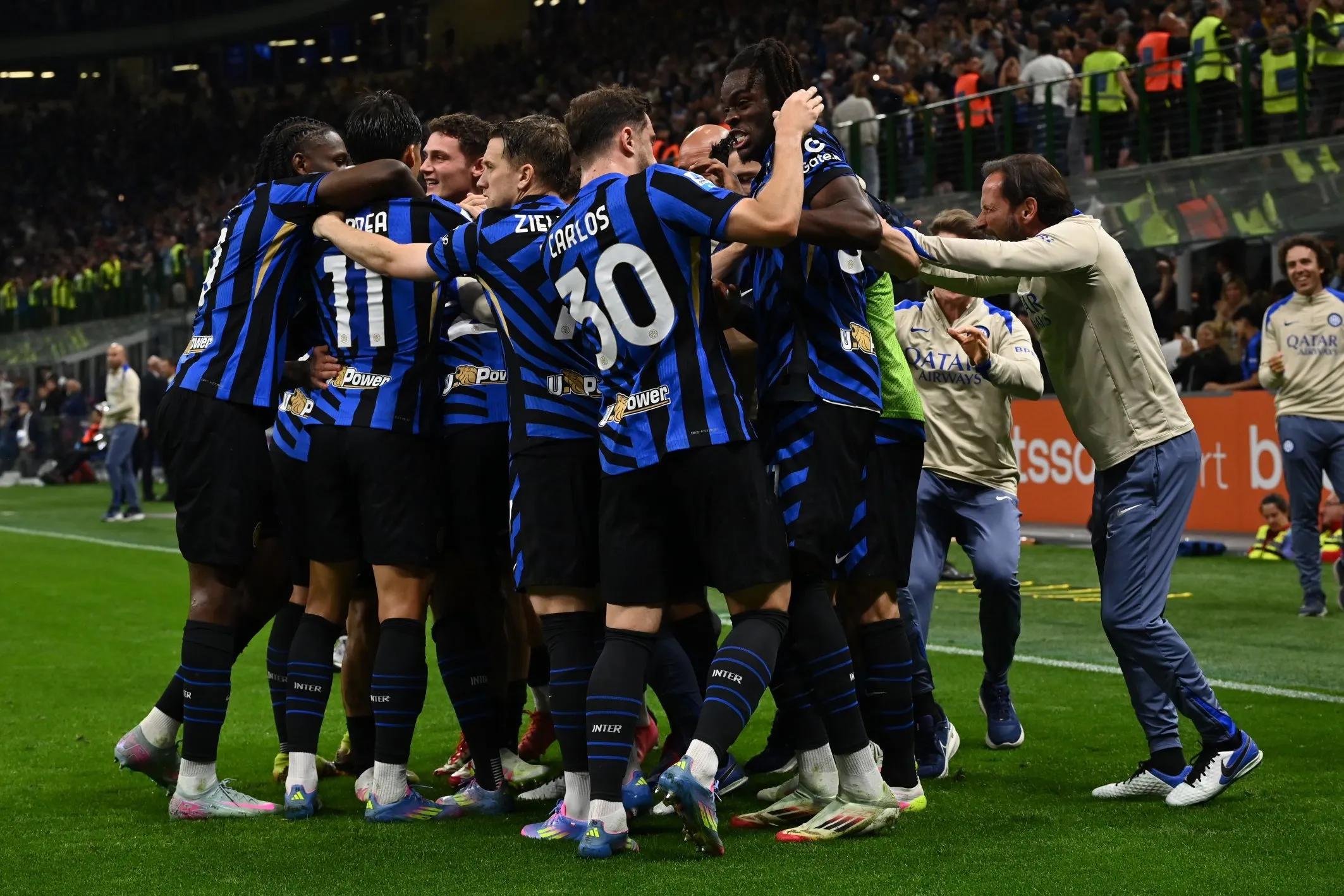 国安代理主帅：幕后英雄更应该感谢；要向着最高目标去努力（国安代理主帅：致敬幕后功臣，全力冲刺最高目标）